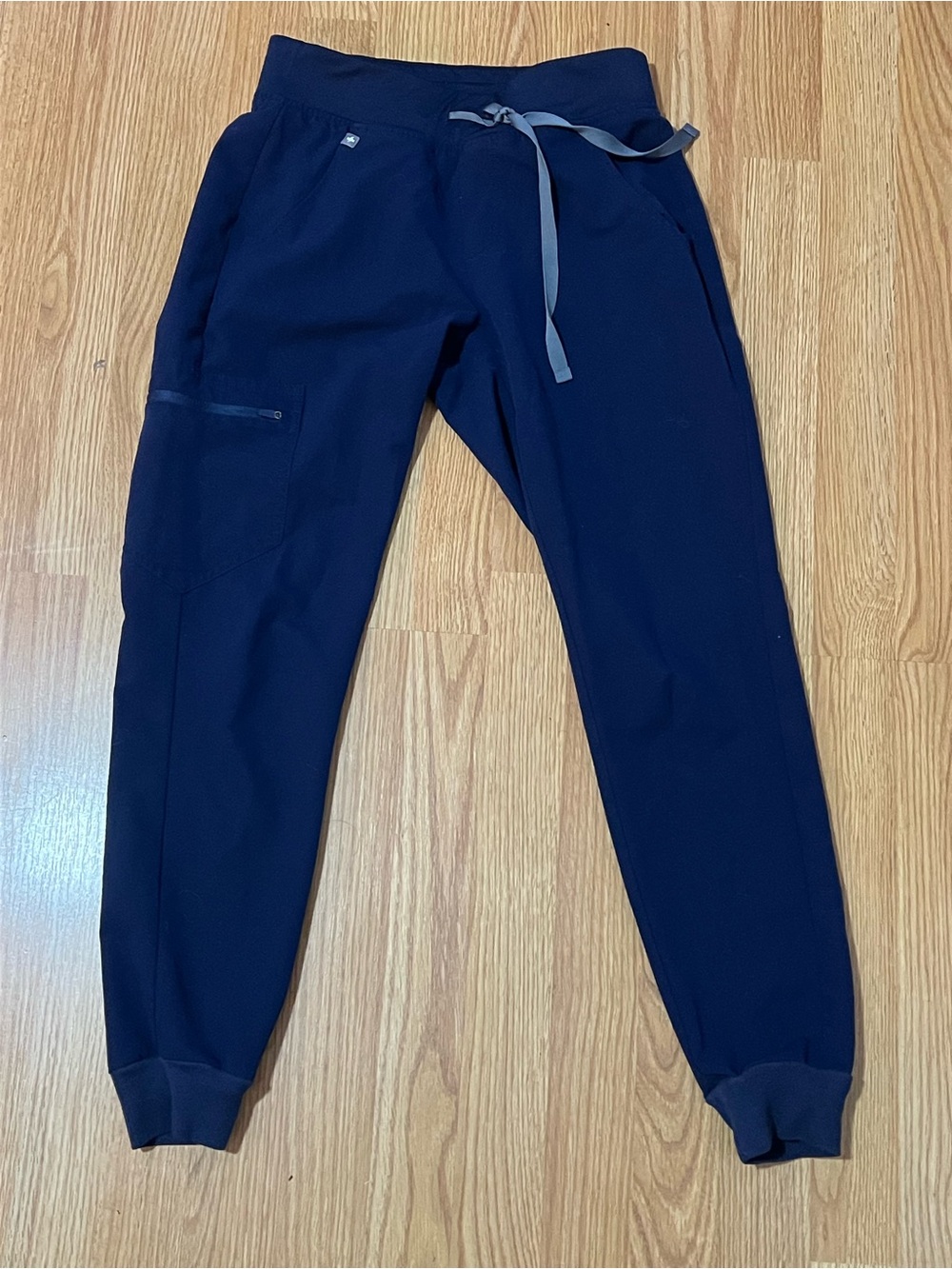 FIGS Zamora™ Jogger Scrub Pants – Navy Blue (Regular, Size XS)